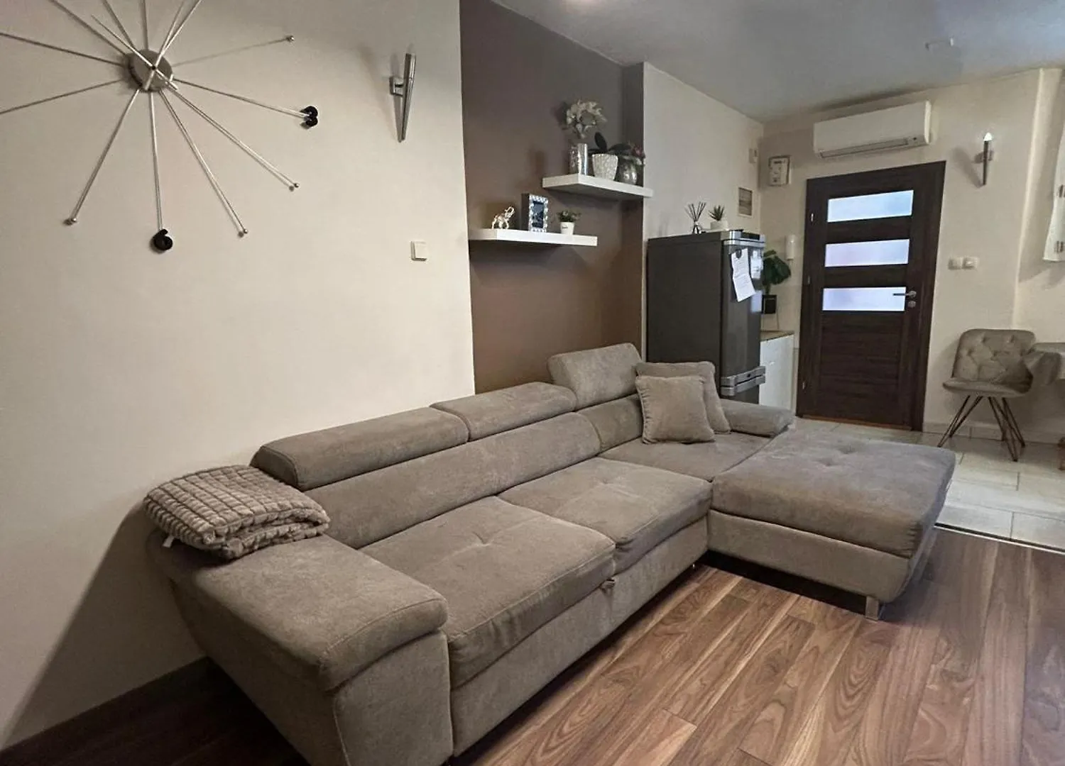 Apartment Skalinada location
